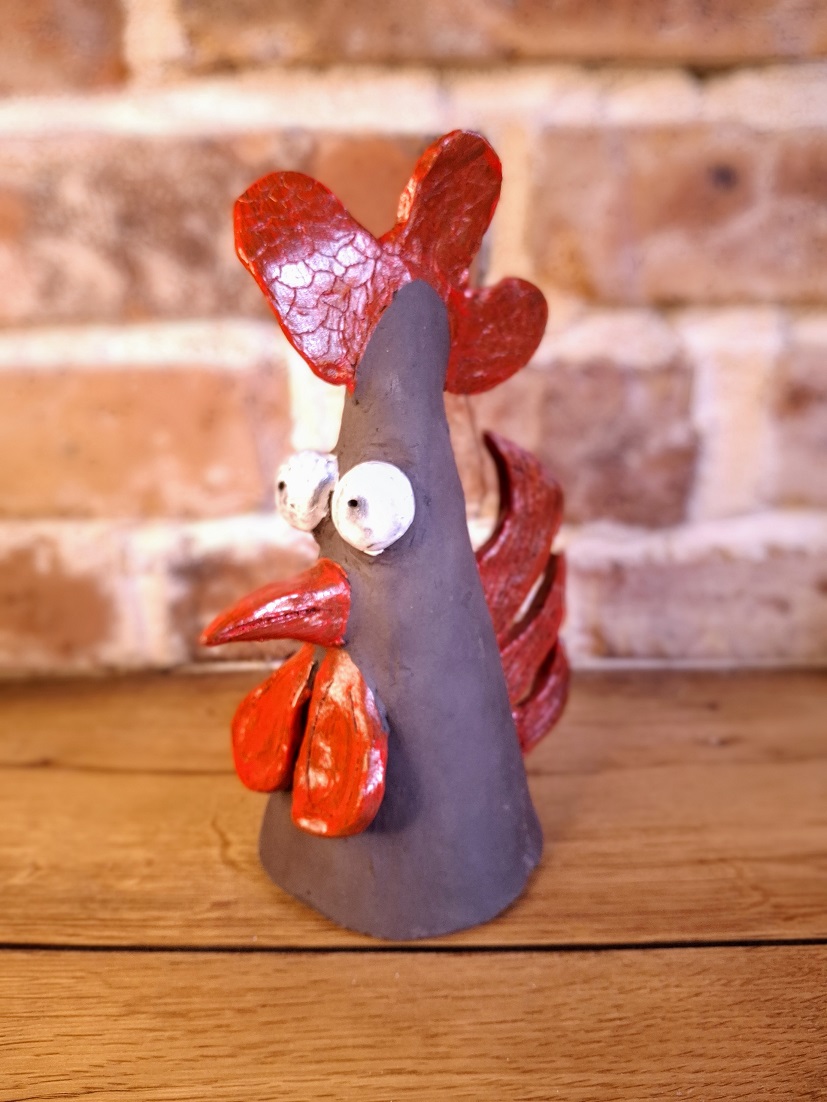 Ceramiczna figurka koguta