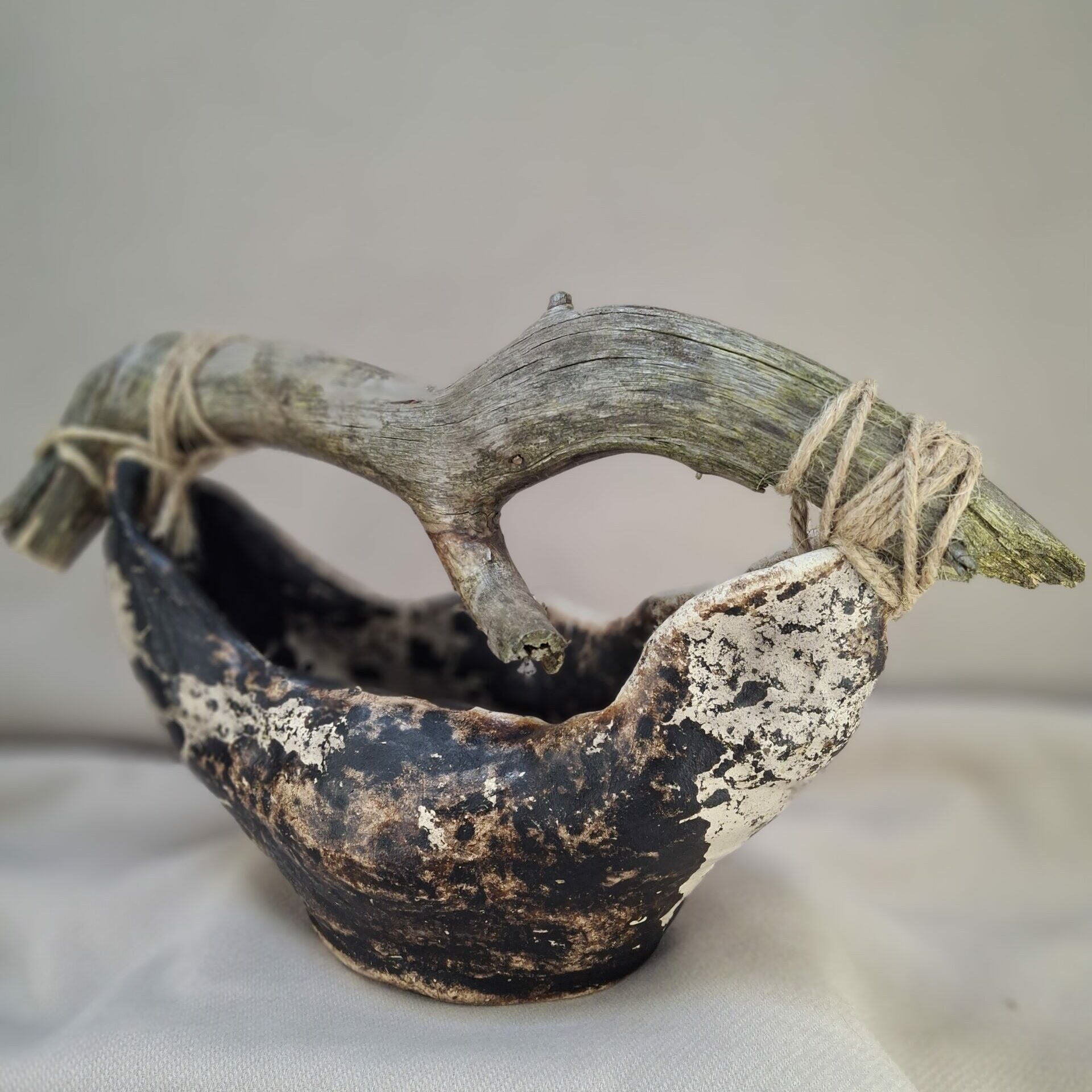 Naczynie ceramiczne „W objęciach drzewa” | Pierwotne rzemiosło - obrazek 5