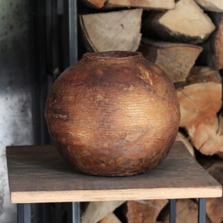 Moon Jar Mlekowany – Ziemia i Ogień w Harmonii