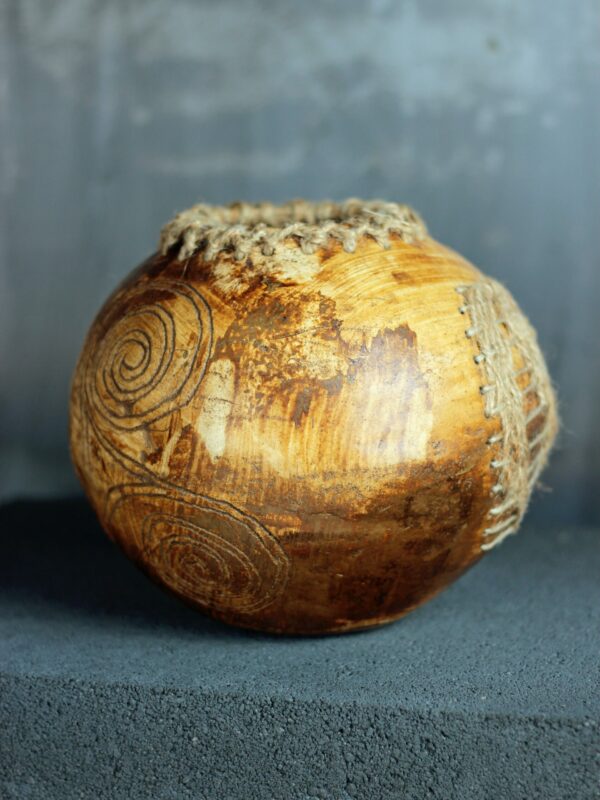 IMG_0010_proc Wazon ceramiczny „Spiralne Milczenie” | Rytualny artefakt