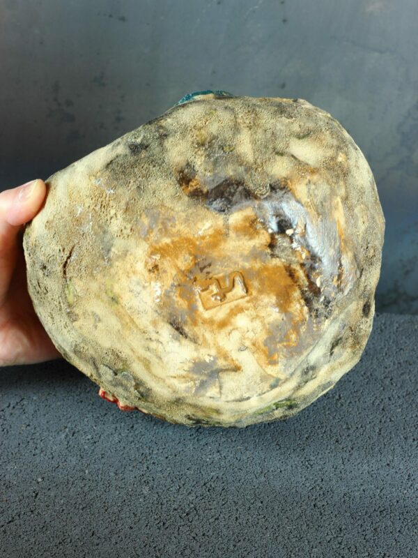 il_fullxfull.8717463702_5lkf.jpg Naczynie ceramiczne z rzeźbami ciem - seria "Kamienny sen"