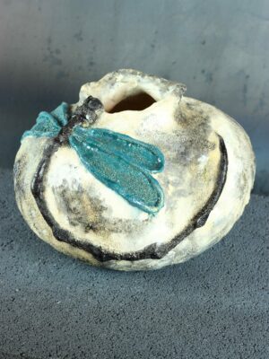 il_fullxfull.8765342097_lom0.jpg Naczynie ceramiczne z rzeźbą ważki